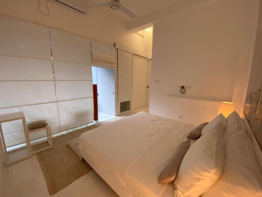 希克杜沃 Saffron Robes Living酒店 外观 照片