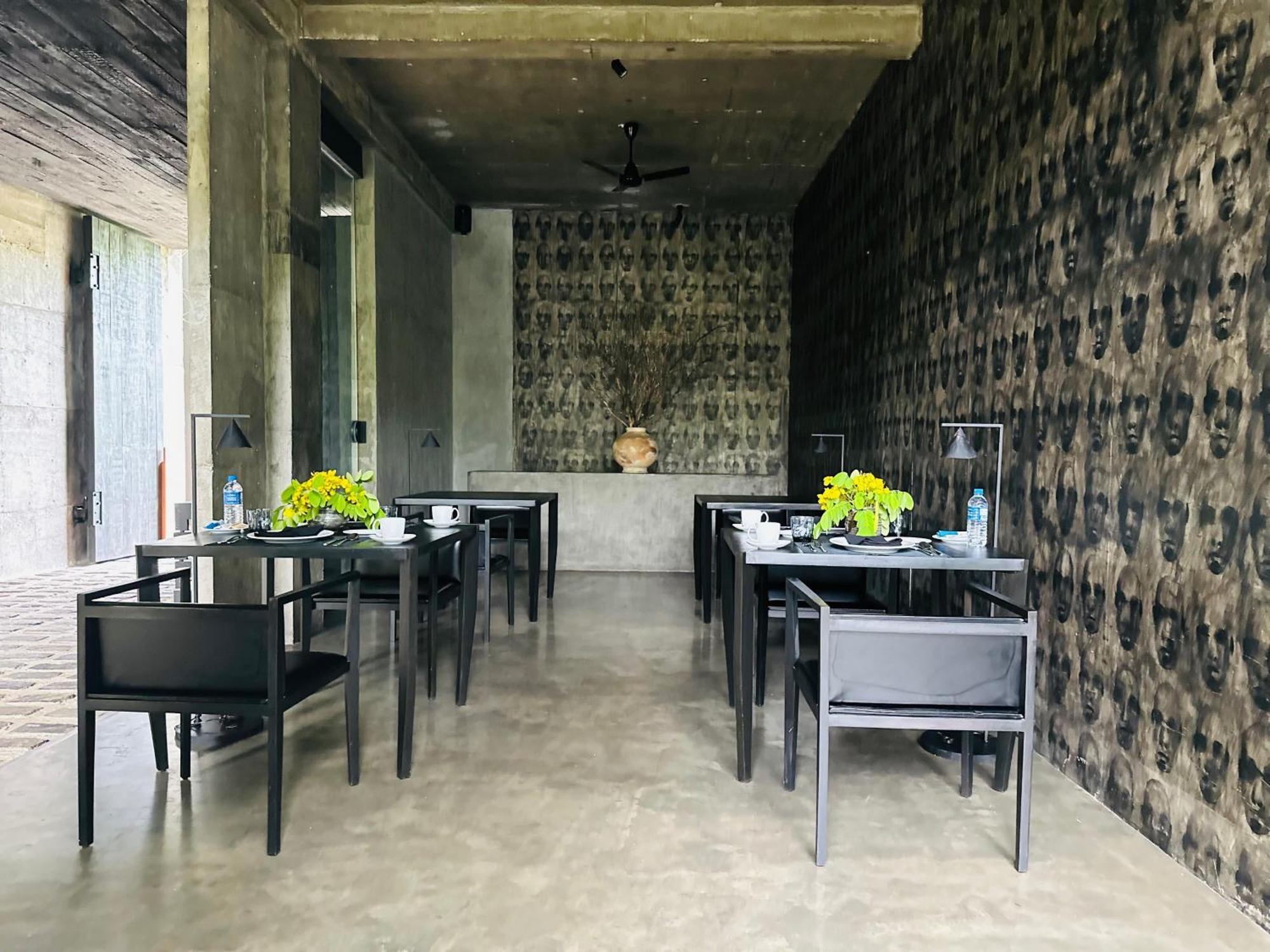 希克杜沃 Saffron Robes Living酒店 外观 照片